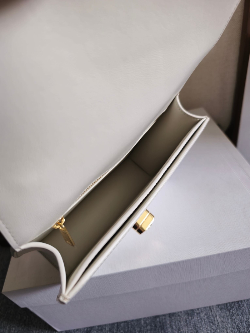 Ce1i*e satchel bags